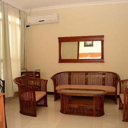 La Posh Hotel Κιγκάλι Εξωτερικό φωτογραφία